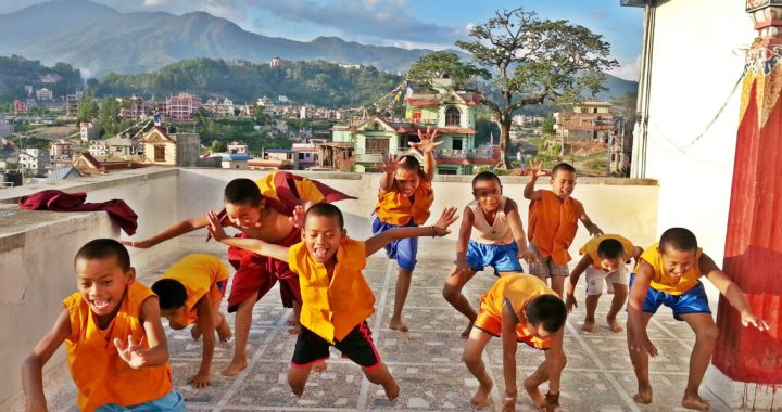 Le Yoga pour aider les enfants du Népal